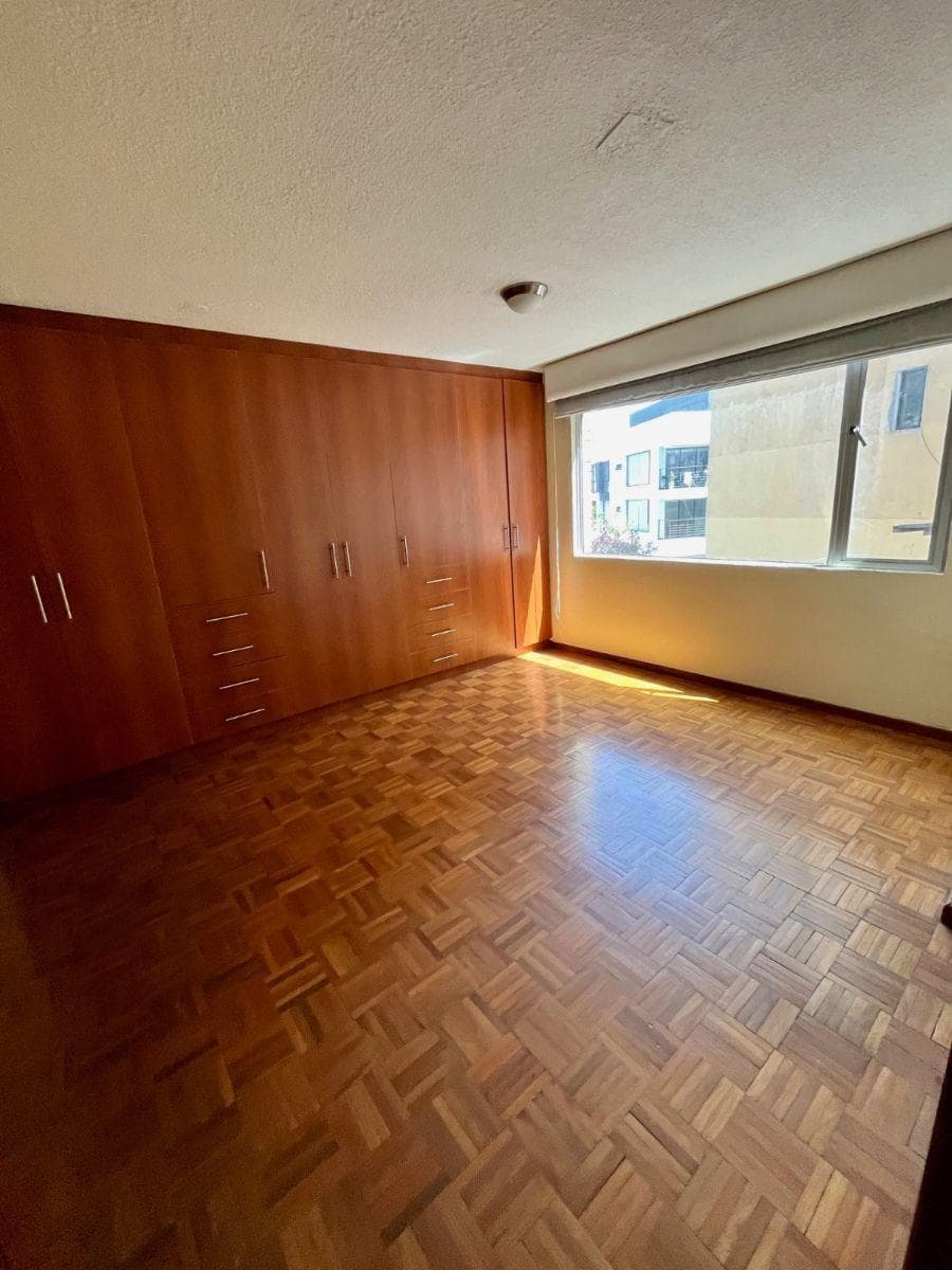 En Venta Departamento - Sector Gonzalez Suarez — imagen 10
