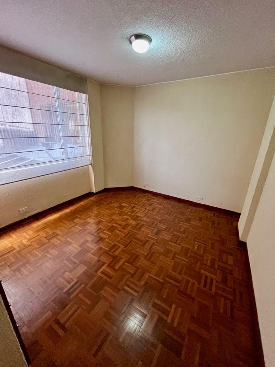 En Venta Departamento - Sector Gonzalez Suarez — imagen 6