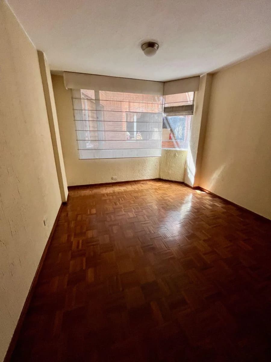 En Venta Departamento - Sector Gonzalez Suarez — imagen 5