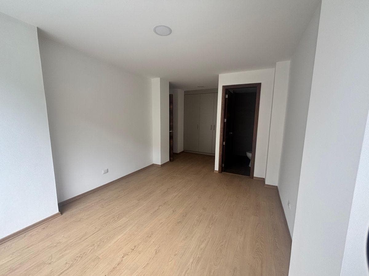 Departamento Amadeus Sector Carcelen — imagen 5