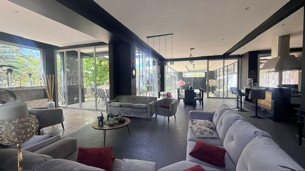 Venta Casa en Urbanización Privada Pillagua — imagen 1