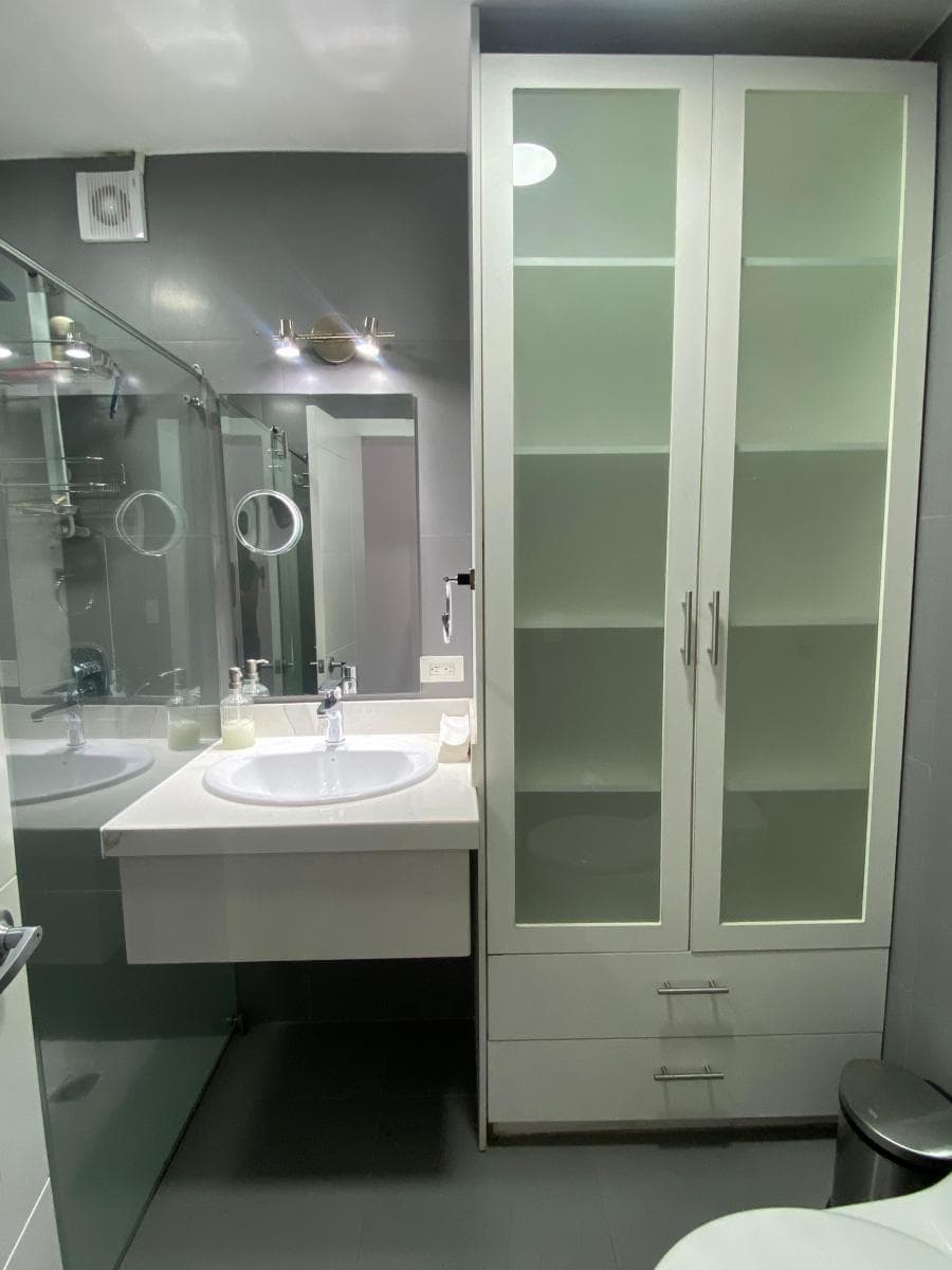 Departamento Venta, 3 Dorm, Terraza, Sector Reservorio - Colegio Menor. Flamante, Remodelado de Lujo — imagen 4