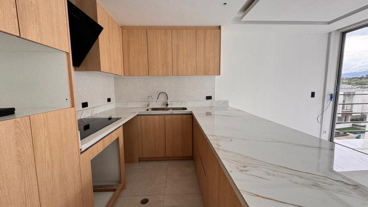 Venta Departamento con Balcon 2 Dorm. en Cumbaya Sector El Nacional — imagen 10