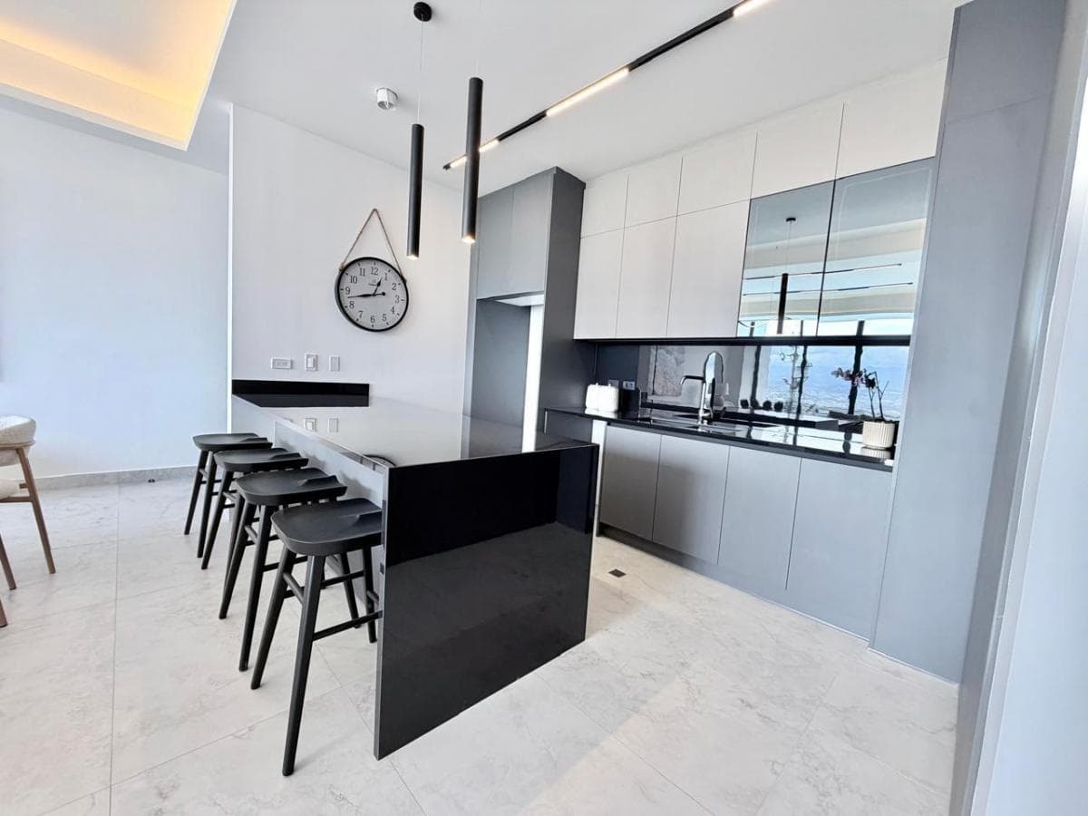 Ira Venta Departamento 113.42 m² con Terraza Sector Santa Lucia de Cumbaya — imagen 3