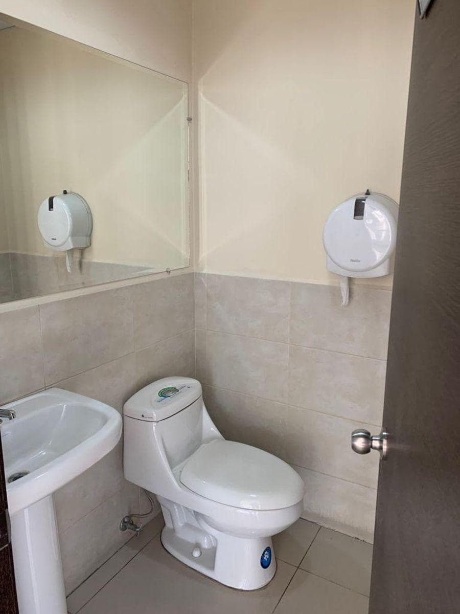 Oficina Espaciosa en Venta - La Y — imagen 5