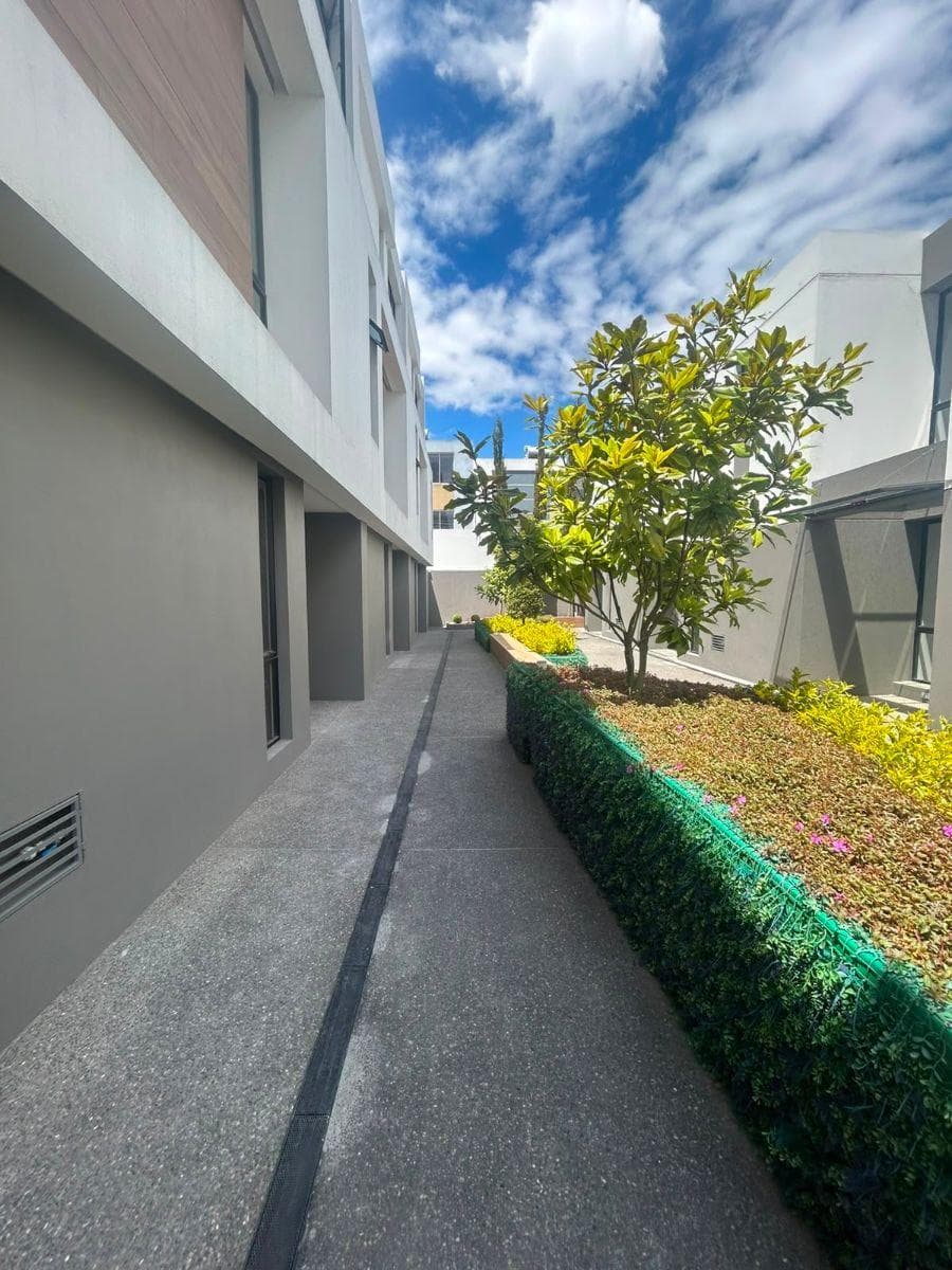 Venta de Casa de Estreno en Conjunto Lucia - Quito Sector Santa Lucía (Ar) — imagen 6