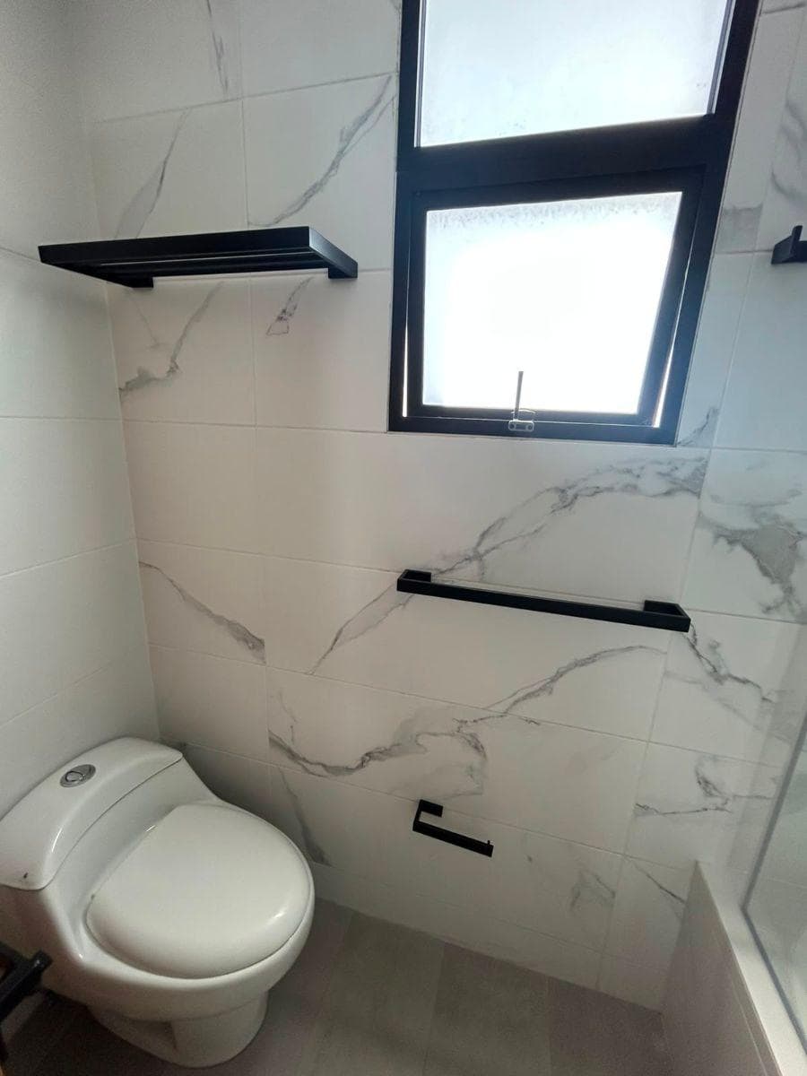 Venta de Casa de Estreno en Conjunto Lucia - Quito Sector Santa Lucía (Ar) — imagen 5