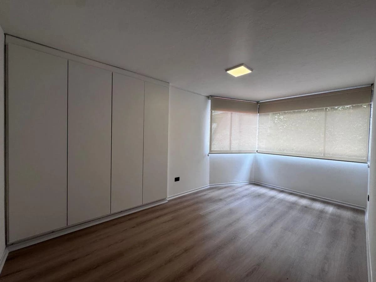 Vendo Departamento Remodelado en La Gonzalez Suarez — imagen 8