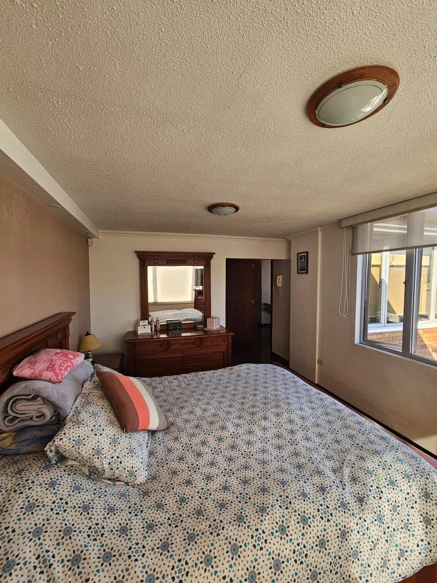 Casa en Norte de Quito — imagen 2