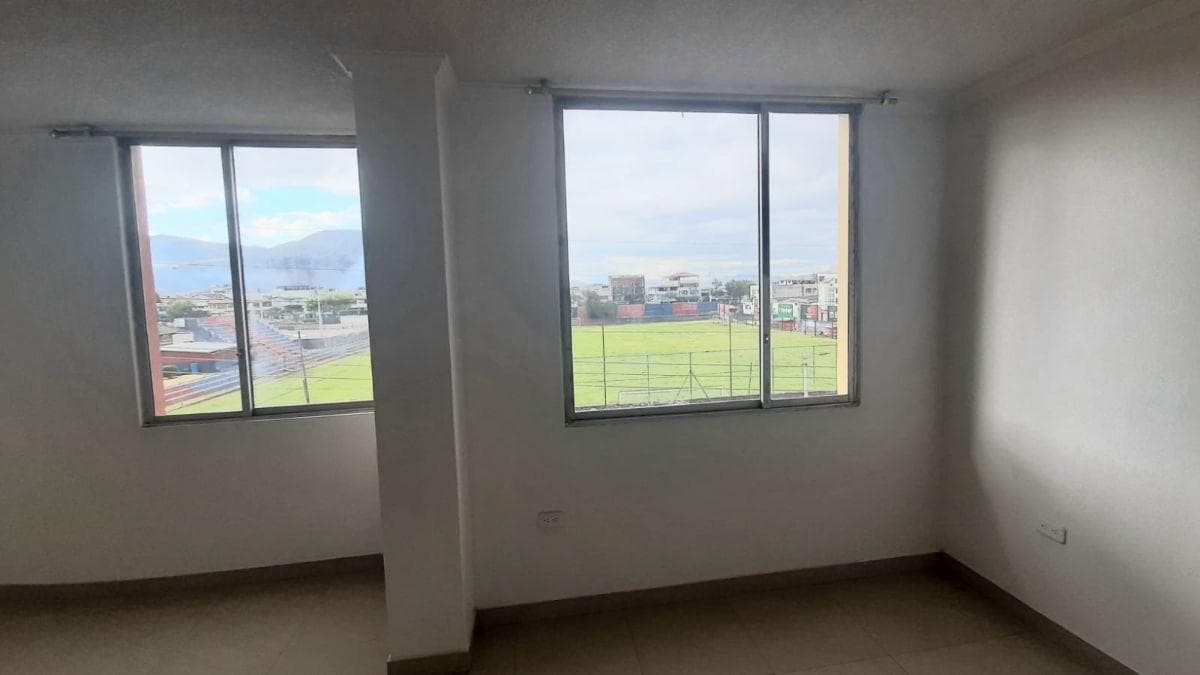 Se Vende Departamento 3 Dorm. en Carcelén — imagen 8