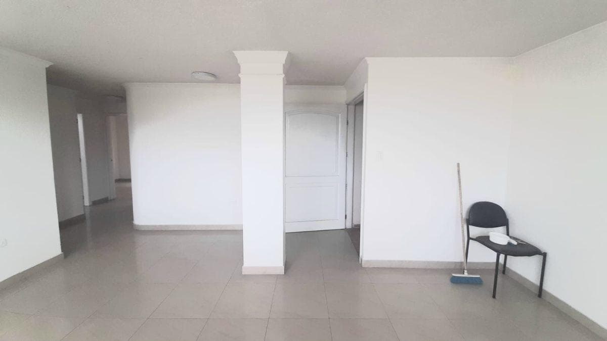 Se Vende Departamento 3 Dorm. en Carcelén — imagen 5