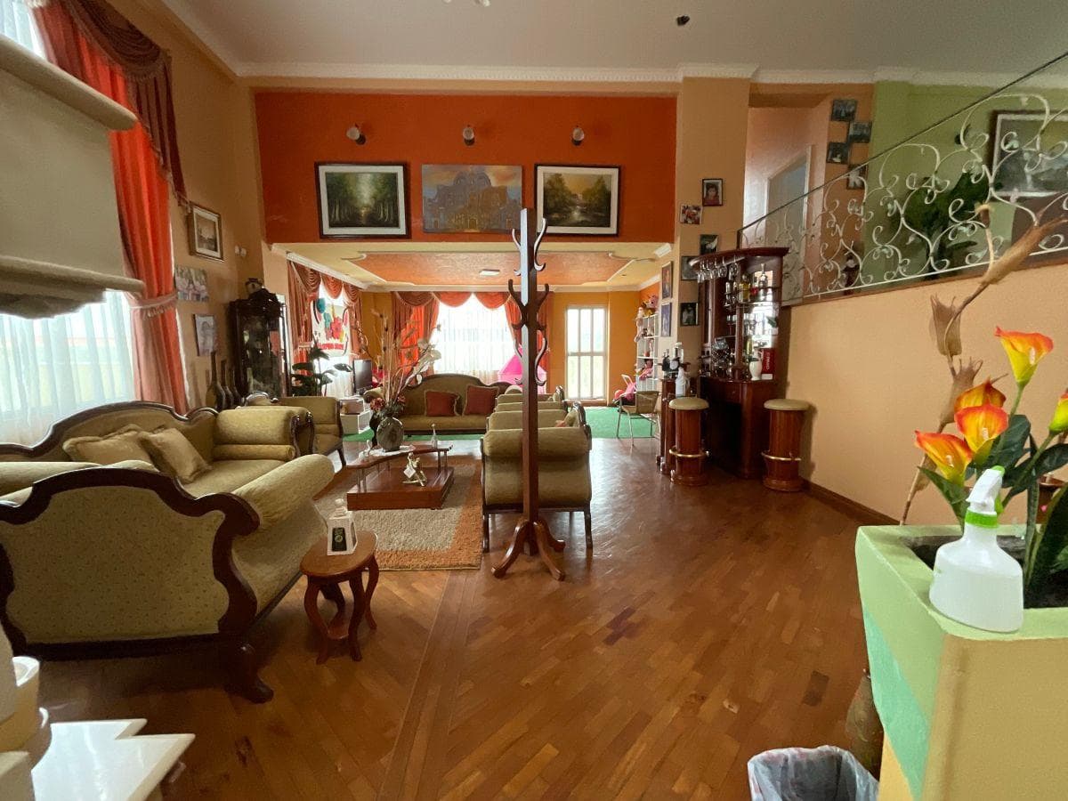 Venta de Espectacular Casa en Alangasí — imagen 10