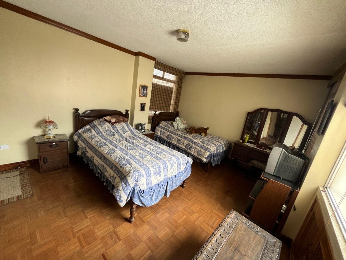 En Venta Departamento Duplex - Entre Av Orellana y Av Colon — imagen 6
