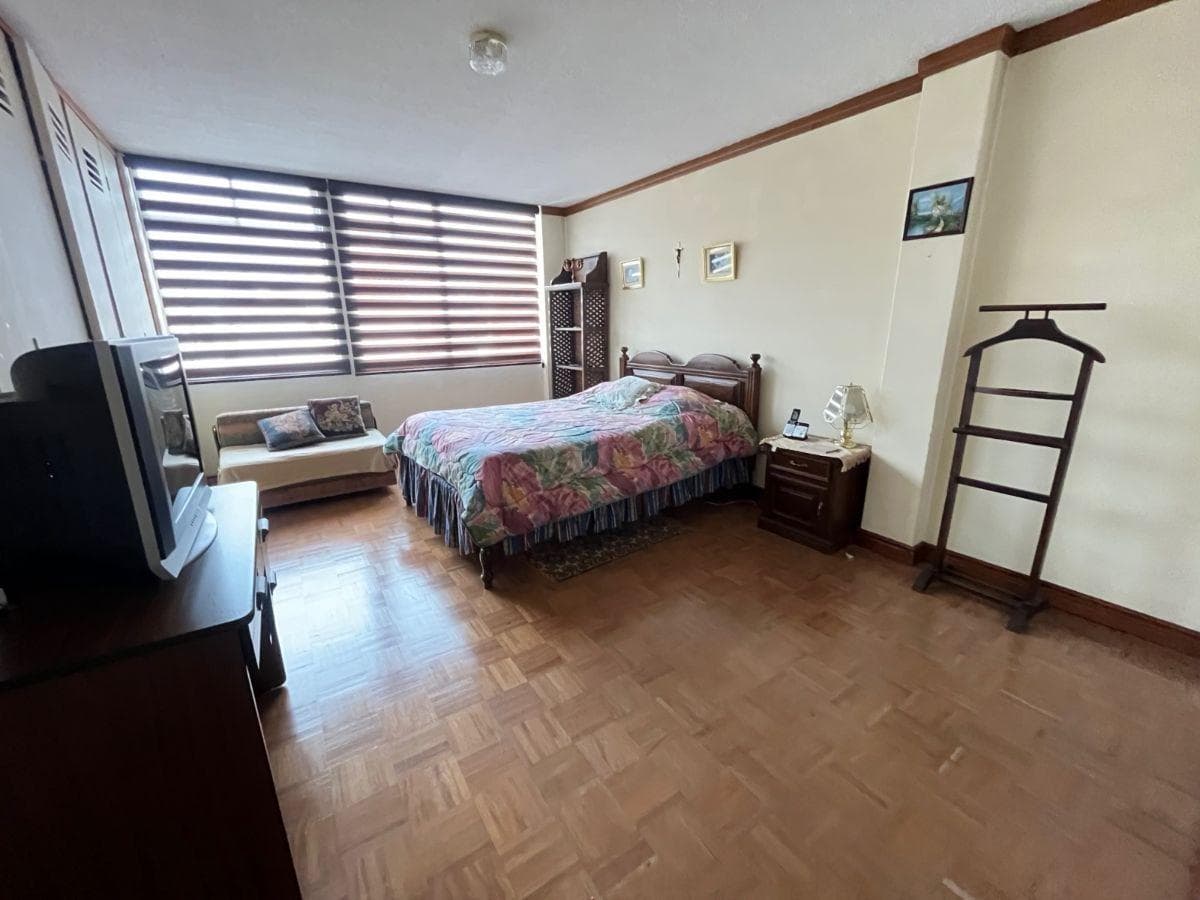 En Venta Departamento Duplex - Entre Av Orellana y Av Colon — imagen 4