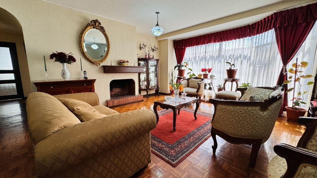 Departamento Venta Av El Inca y 10 de Agosto — imagen 6