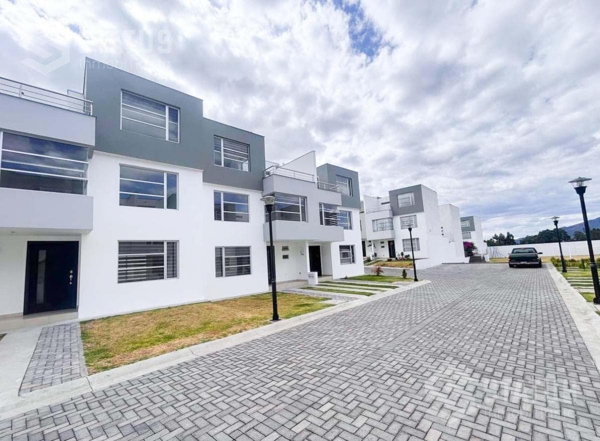Venta de Casa en Sangolquí Cerca Estadio Independiente del Valle - Aplica Crédito Miti - Miti o Vip — imagen 8