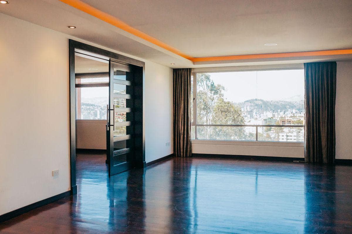 Exclusivo Departamento de Lujo en Venta en Quito Tenis. 7 Mo Piso — imagen 7