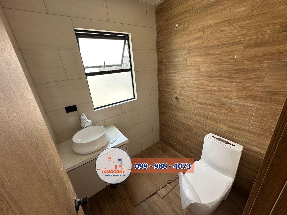 Moderna Vivienda en Venta con Credito Miti Miti; Sector Ochoa León, Azuay — imagen 7