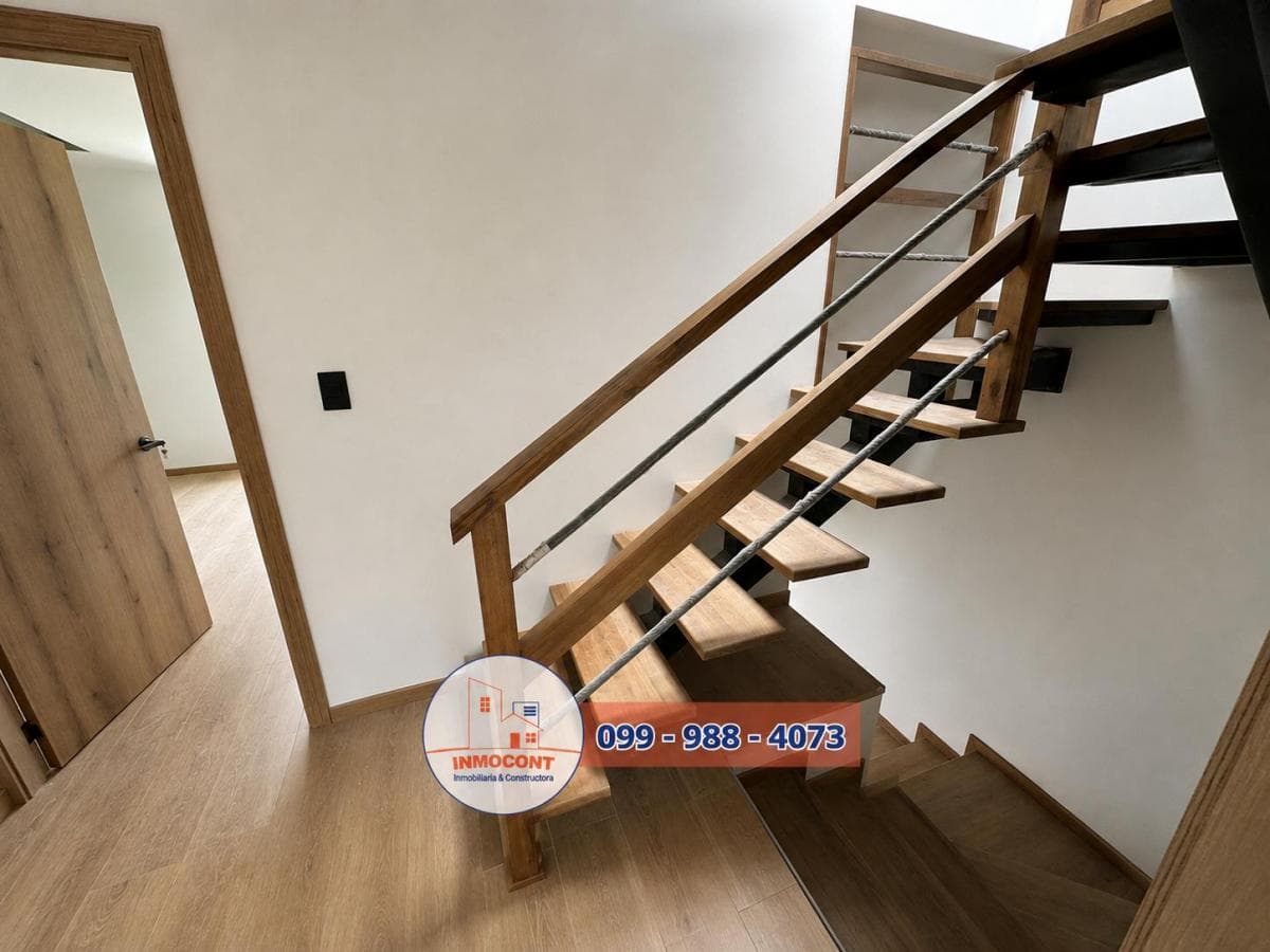 Moderna Vivienda en Venta con Credito Miti Miti; Sector Ochoa León, Azuay — imagen 2