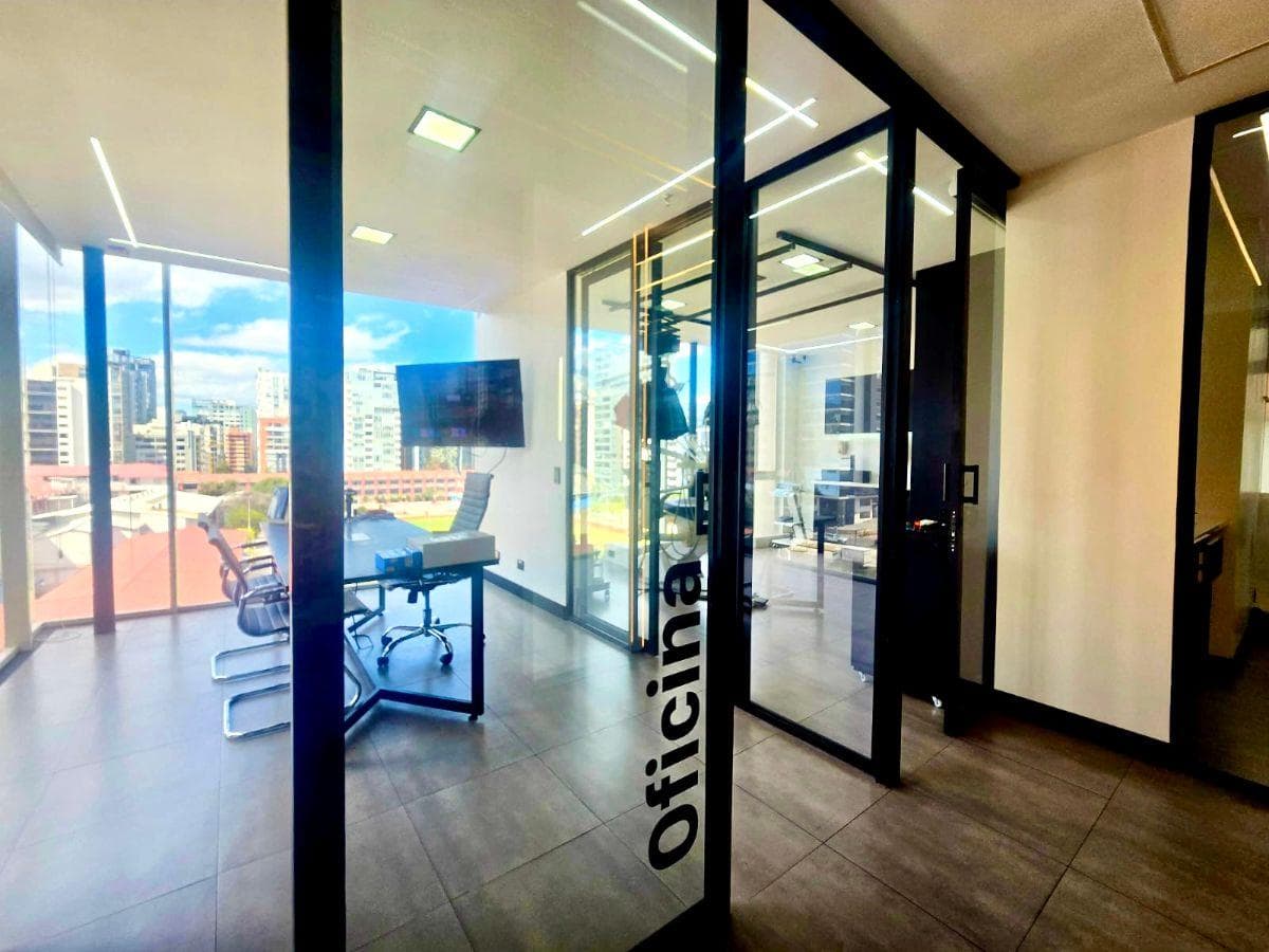 Portugal y República del Salvador / Vendo Oficina de 100 m² con Excelente Vista — imagen 10