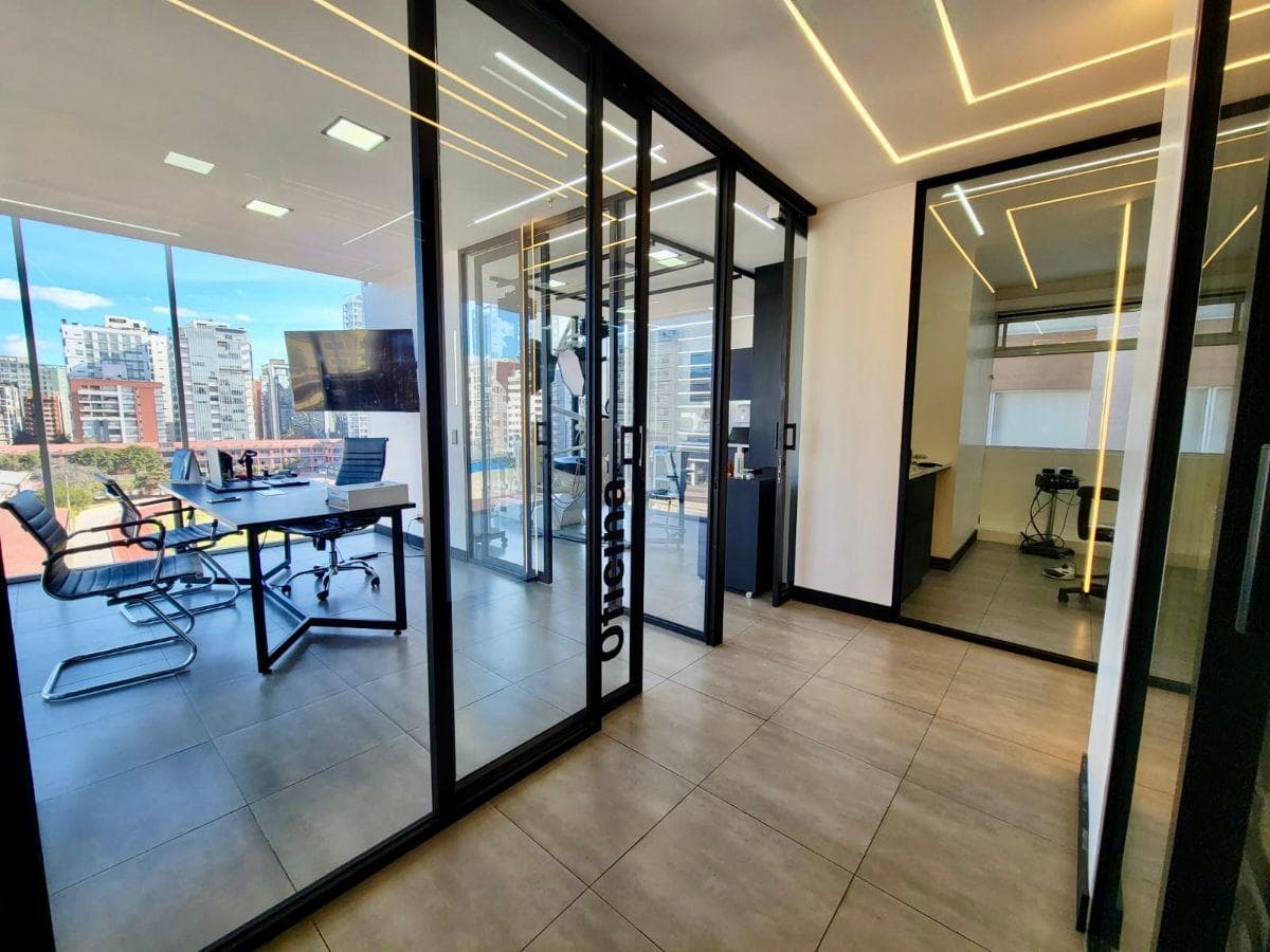 Portugal y República del Salvador / Vendo Oficina de 100 m² con Excelente Vista — imagen 7