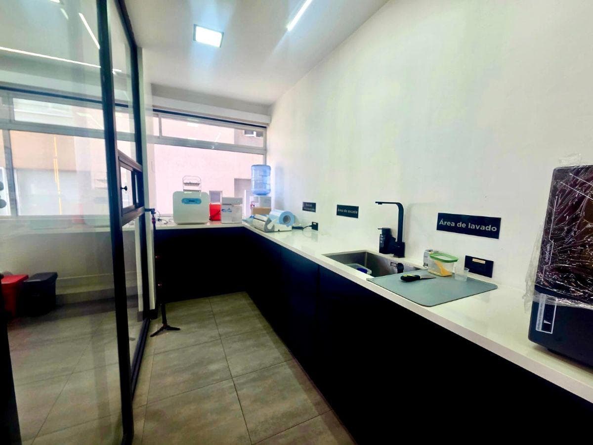 Portugal y República del Salvador / Vendo Oficina de 100 m² con Excelente Vista — imagen 5