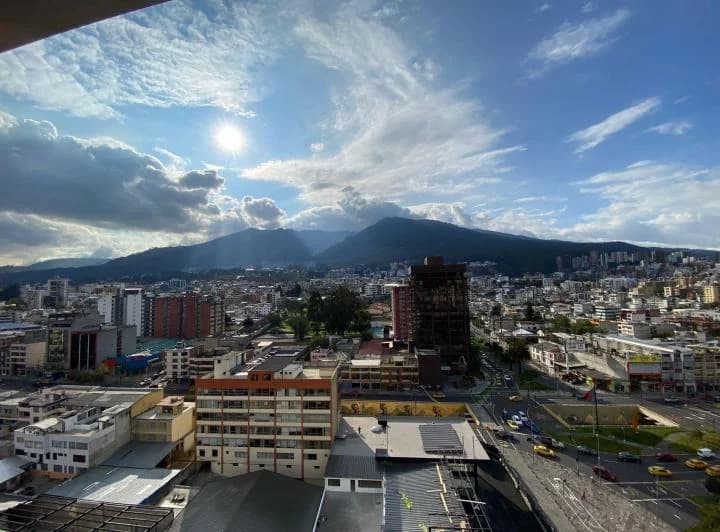 Venta Oficina 111 m² - Av Naciones Unidas — imagen 1