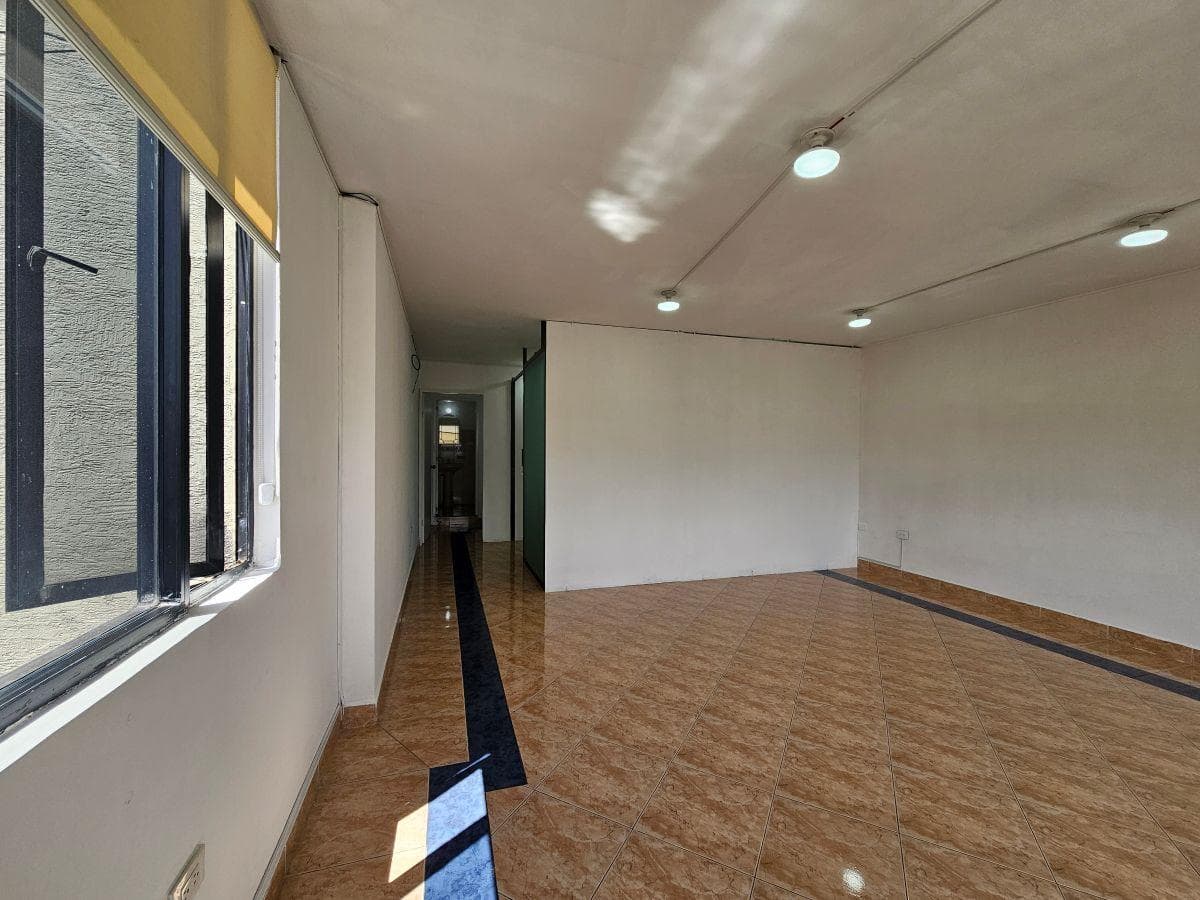 Oficina Comercial de 60 m² en Venta en El Triángulo — imagen 4