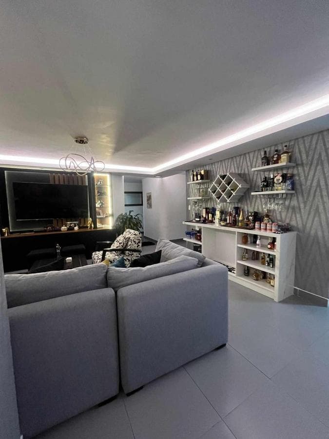 En Venta de Oportunidad Departamento Urbanización El Condado — imagen 5