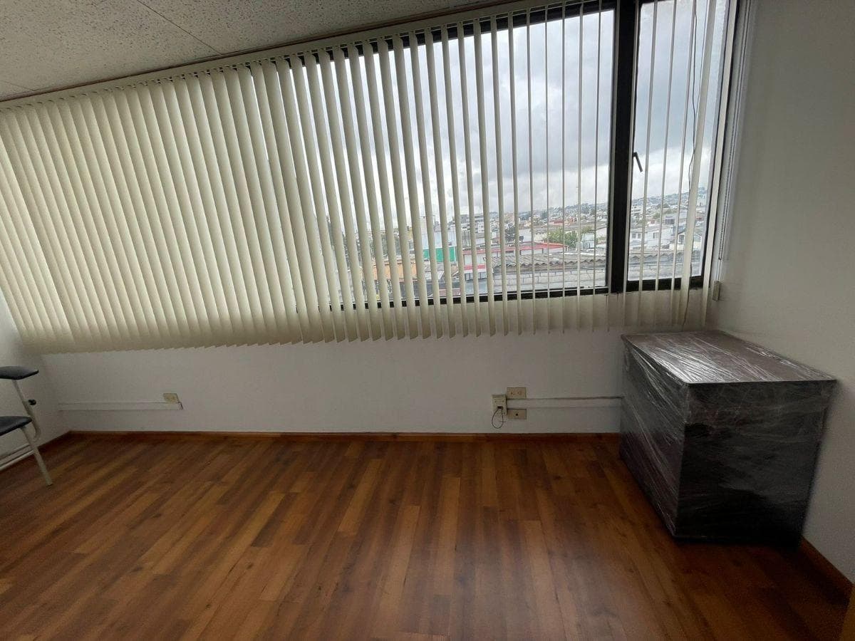 Oficina Venta 10 de Agosto E Isla Floreana — imagen 6