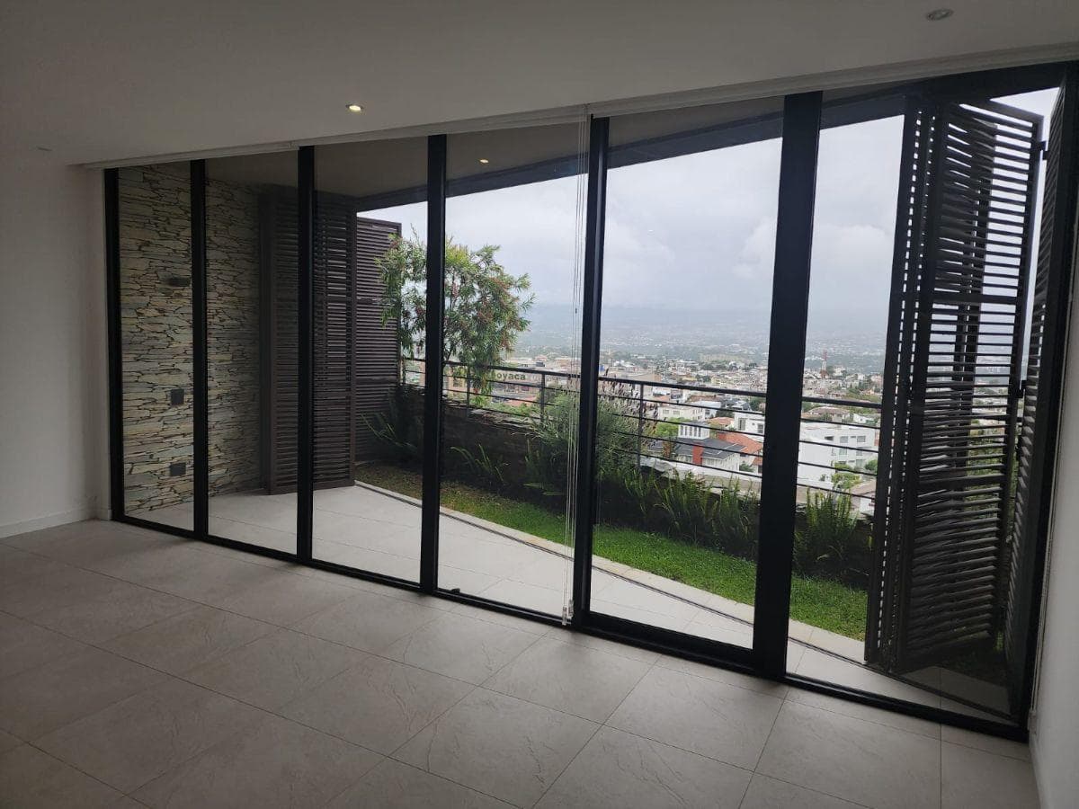 Departamento de Lujo con Jardín Privado | Aquarela Cumbayá — imagen 3