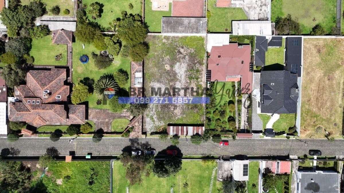 Vendo Terreno en La Urbanización Club Los Chillos, Valle de Los Chillos, Sector Selva Alegre. Provincia de Pichincha — imagen 9
