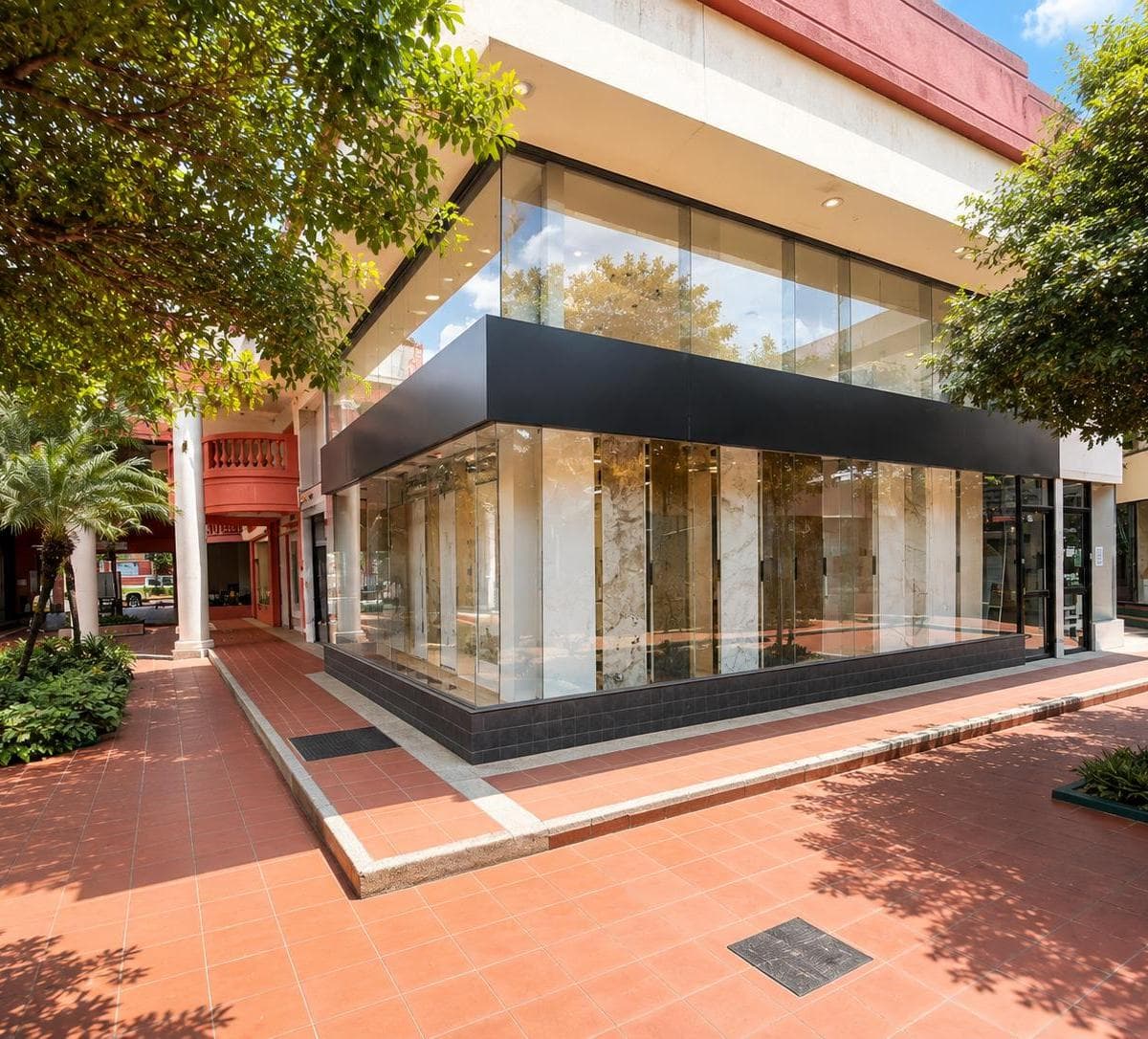 Oficina Comercial de 197 m² en Venta en El Norte de Guayaquil, Guayas — imagen 1