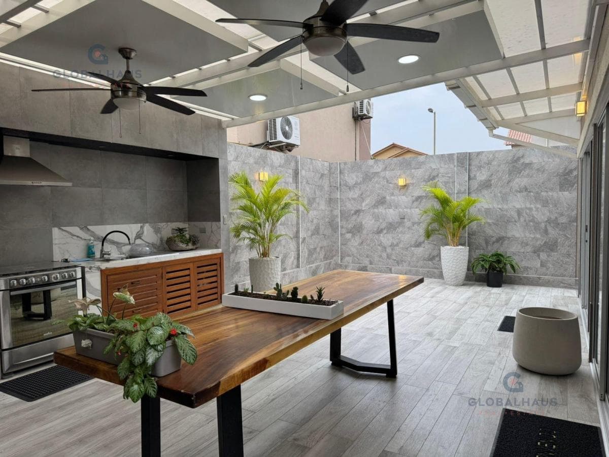Casa en Venta con Jacuzzi en Ciudad Celeste m. N. Guayas — imagen 8