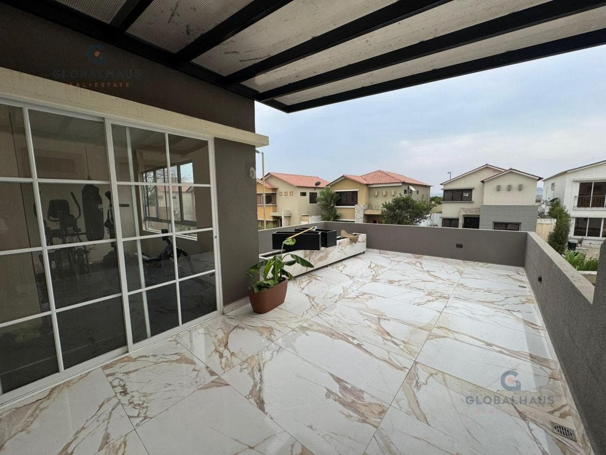 Casa en Venta con Jacuzzi en Ciudad Celeste m. N. Guayas — imagen 7