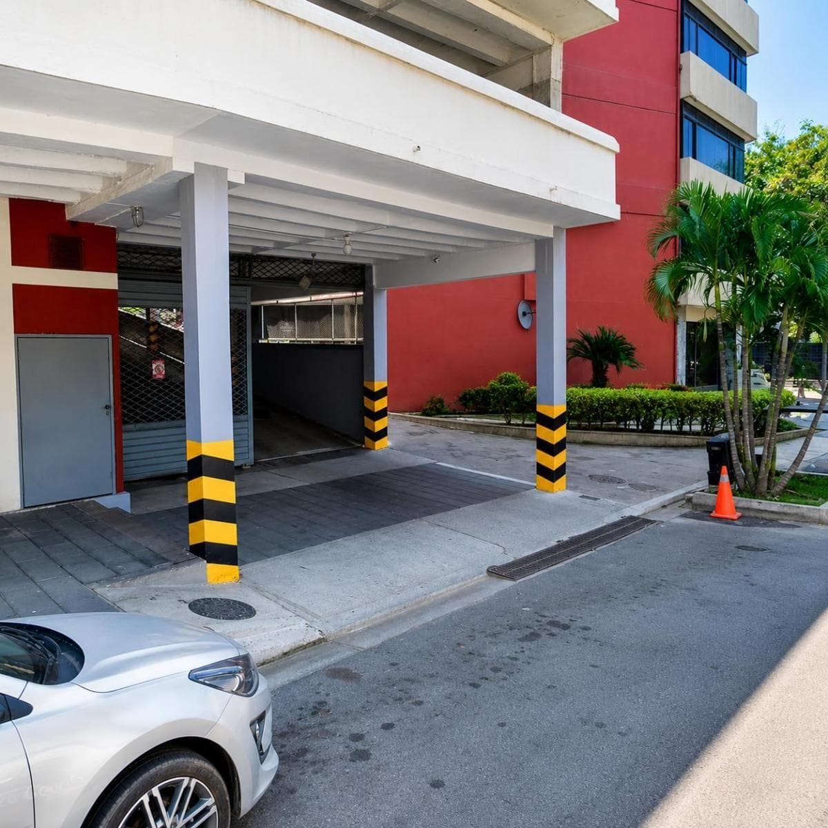 Oficina Corporativa de 182 m² con Vista Al Malecón 2000 | Edificio El Fortín | 2 Parqueos, Guayas — imagen 7