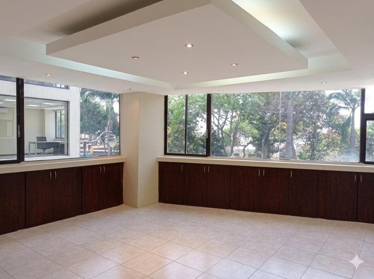 Oficina Corporativa de 182 m² con Vista Al Malecón 2000 | Edificio El Fortín | 2 Parqueos, Guayas — imagen 5