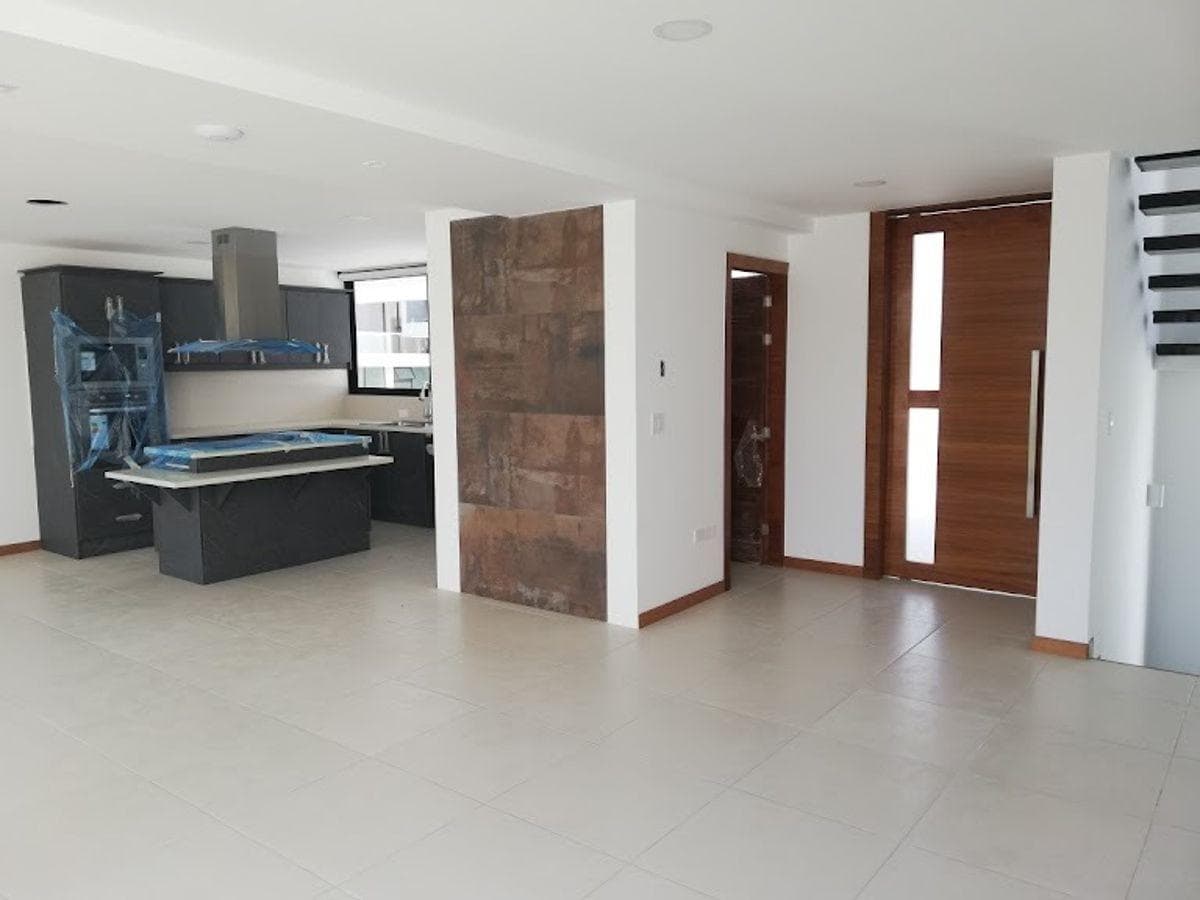 Espectacular, Casa en Renta o Venta por Estrenar en Cumbayá — imagen 6