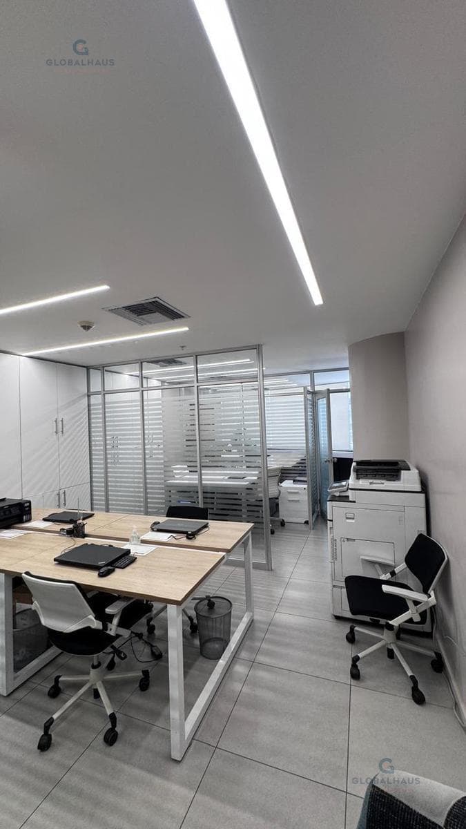 Venta Oficina en Edificio The Point Puerto Santa Ana, 6 Ambientes P. C. Guayas — imagen 3