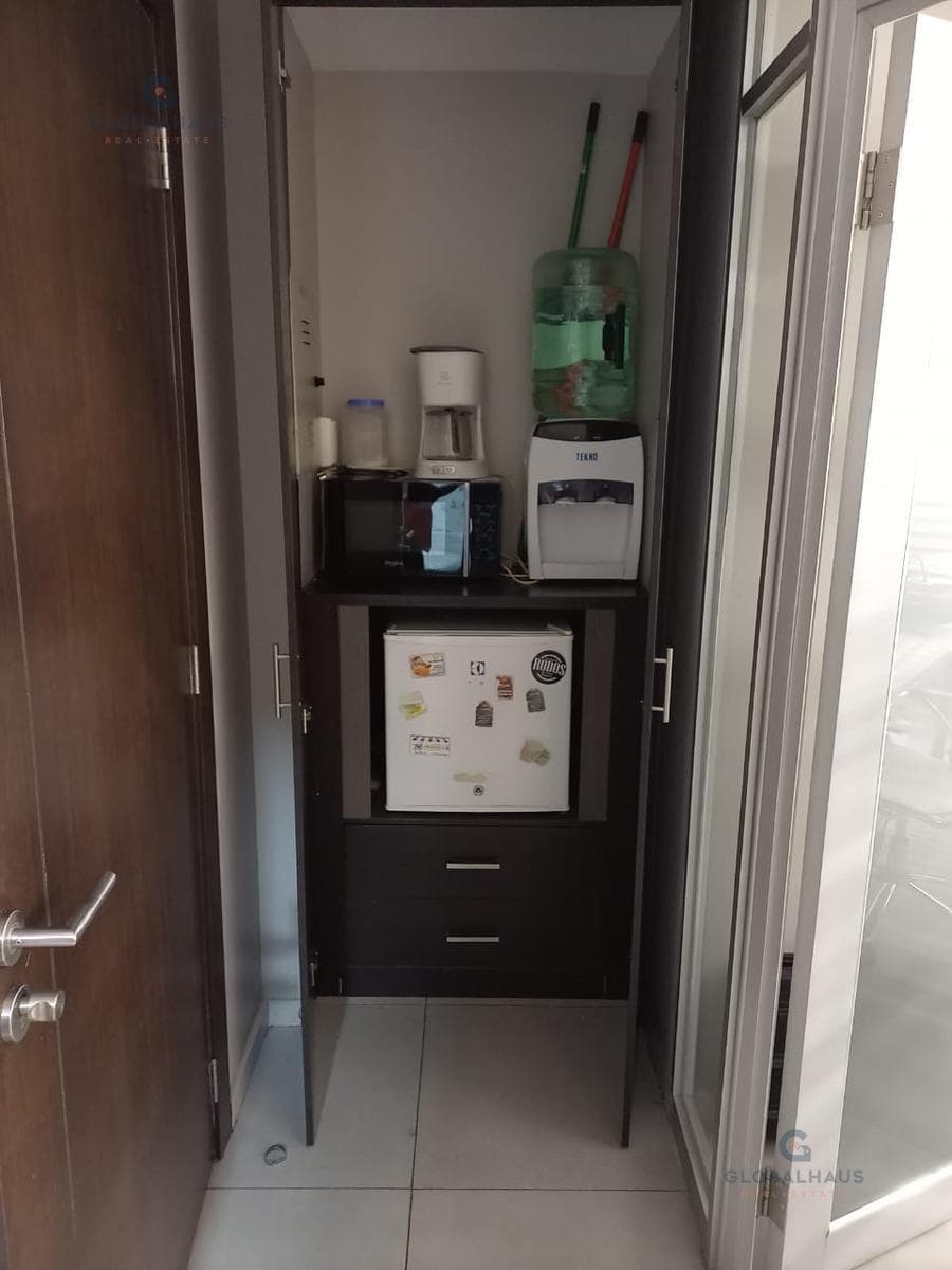 Venta Oficina en Edificio The Point Puerto Santa Ana, 6 Ambientes P. C. Guayas — imagen 2