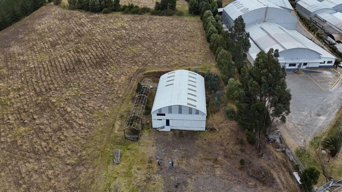 Venta Terreno con Galpon Industrial Tabacundo — imagen 7
