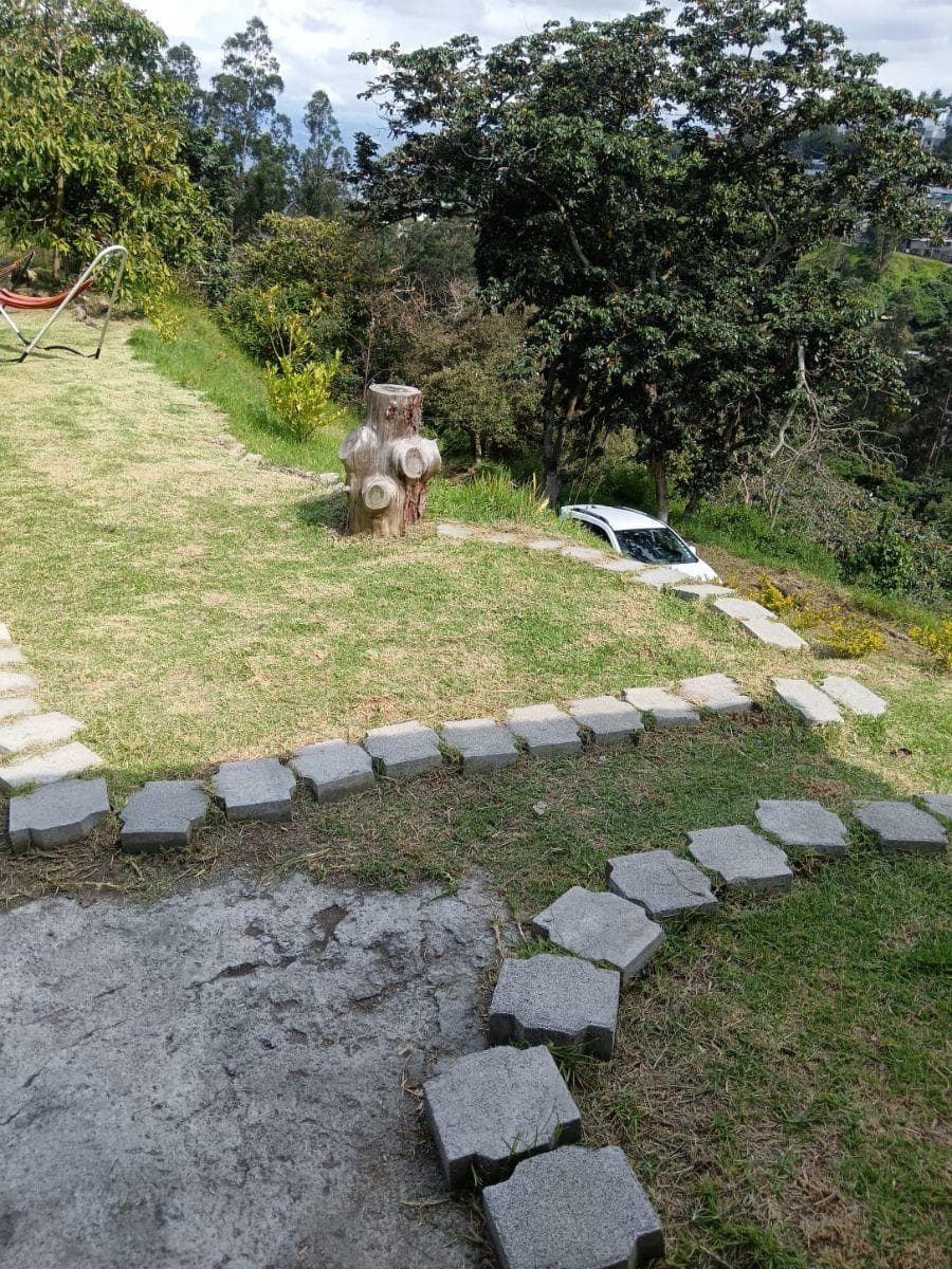 En Venta Terreno 1600 Mtrs, Casa Prefabricada 42 m, Itchimbia $120.000 — imagen 6