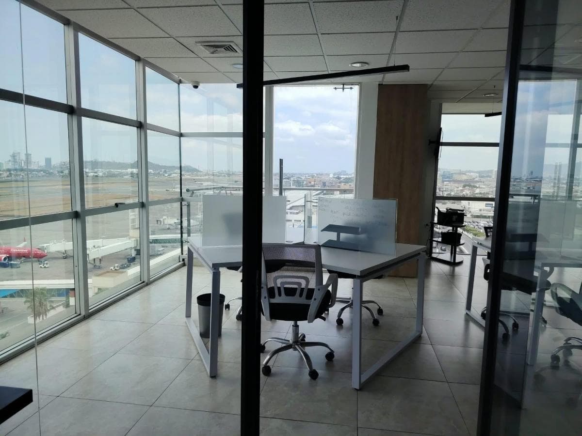 Se Vende Oficina, Edif. Sky Building, Aeropuerto, Guayaquil Anaa, Guayas — imagen 6