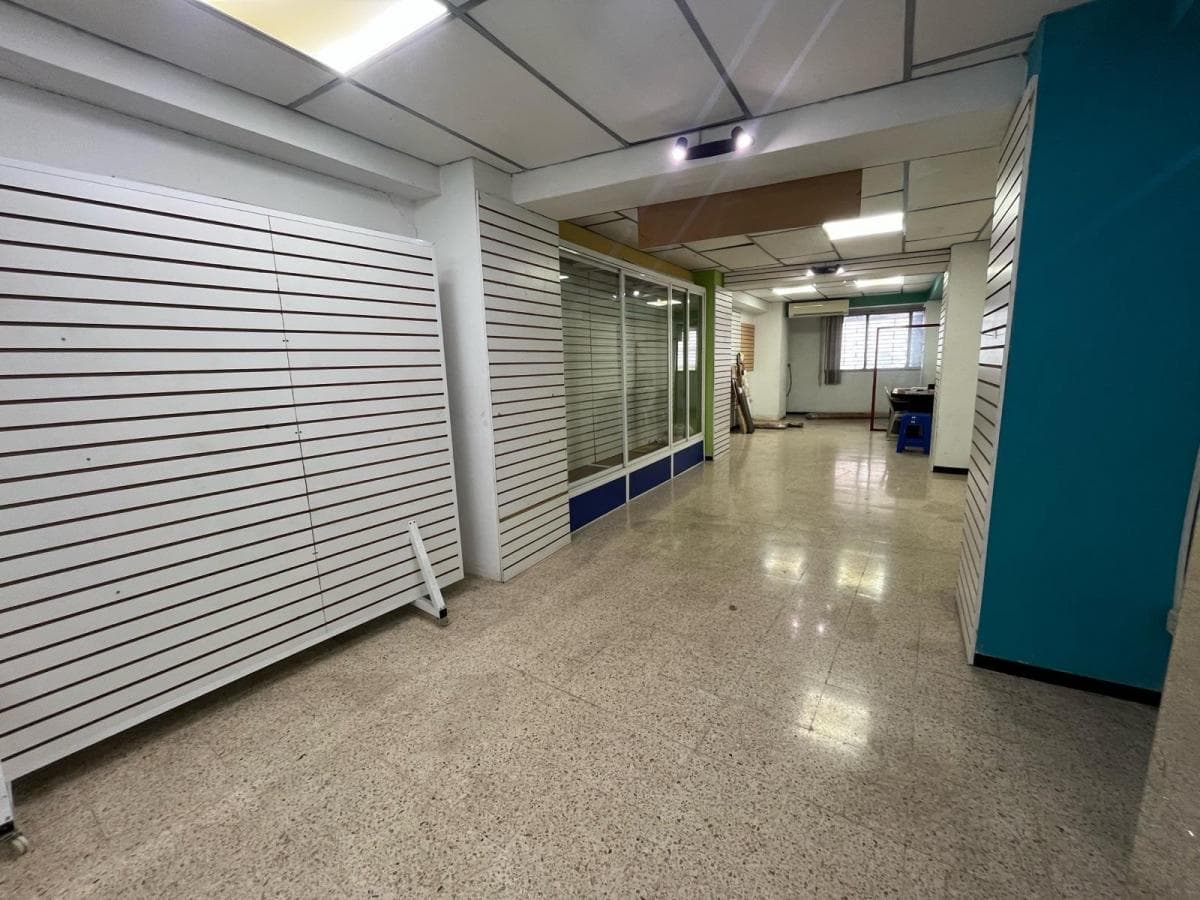 Venta Oficina Centro de Guayaquil Lorenzo de Garaicoa Vanro, Guayas — imagen 9
