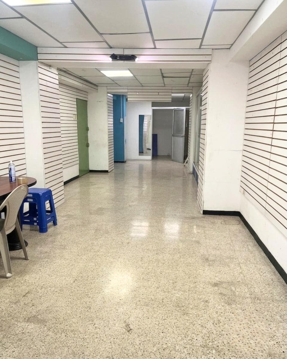Venta Oficina Centro de Guayaquil Lorenzo de Garaicoa Vanro, Guayas — imagen 8