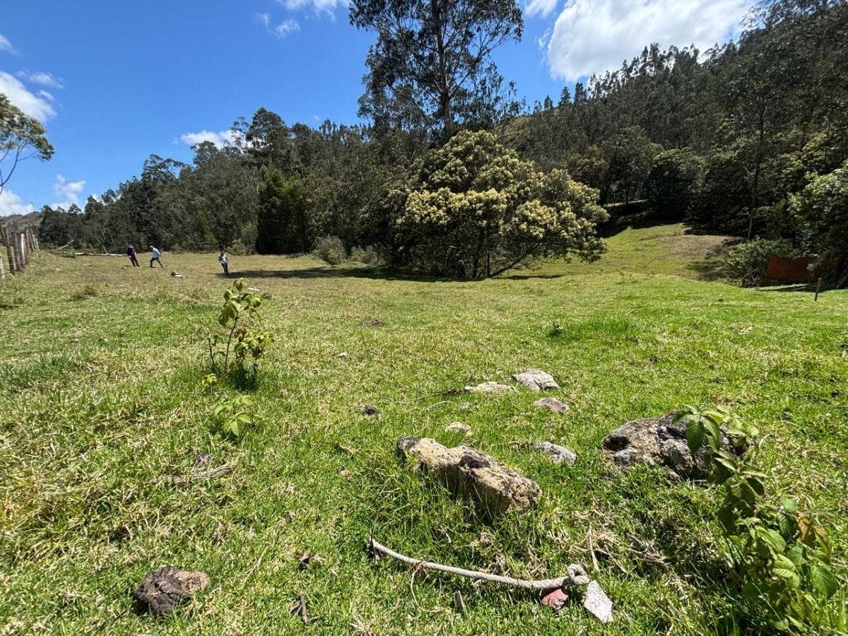 Vendo Terreno en Sidcay en $35.000 Son 1523 m², Azuay — imagen 5