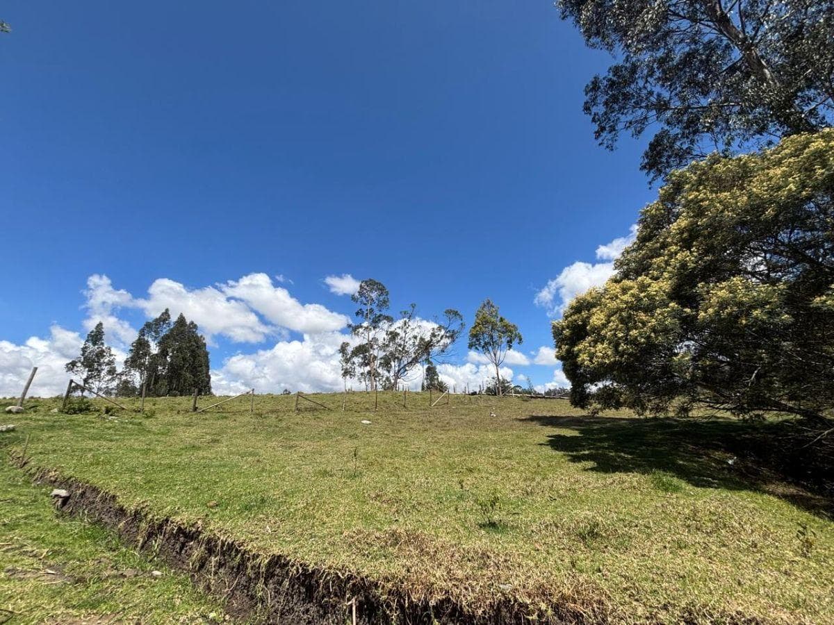 Vendo Terreno en Sidcay en $35.000 Son 1523 m², Azuay — imagen 4