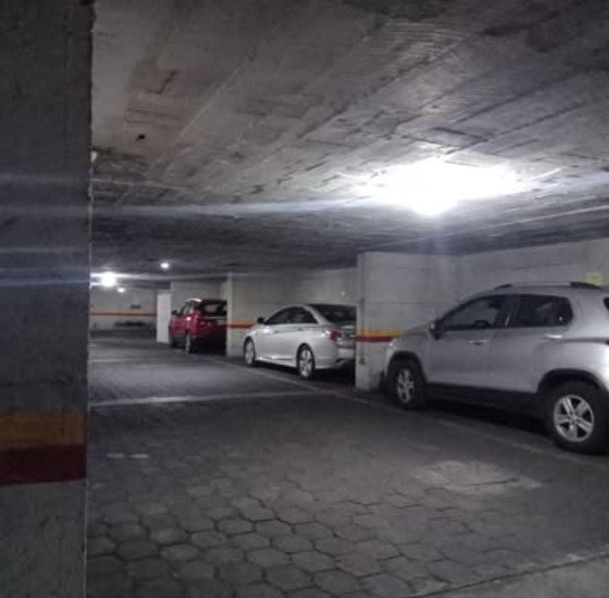Departamento en Venta La Mariscal, Amazonas, Quito — imagen 2