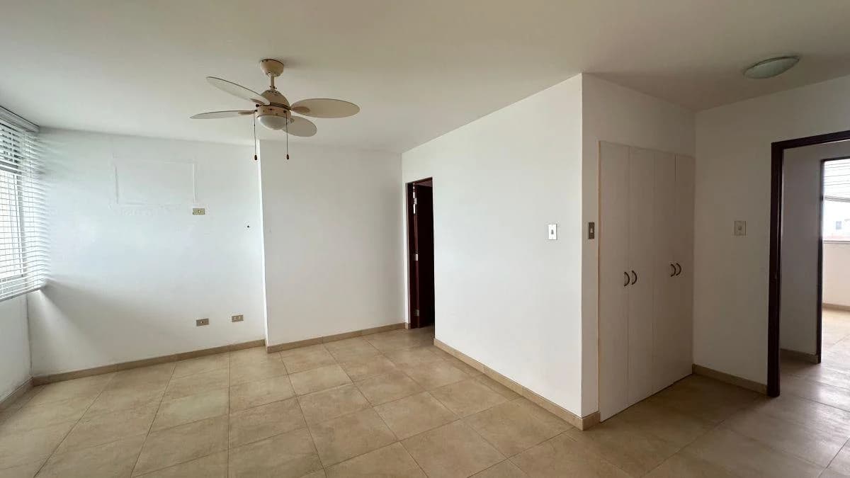 Departamento con Vista Al Mar – | San Lorenzo, Salinas — imagen 4