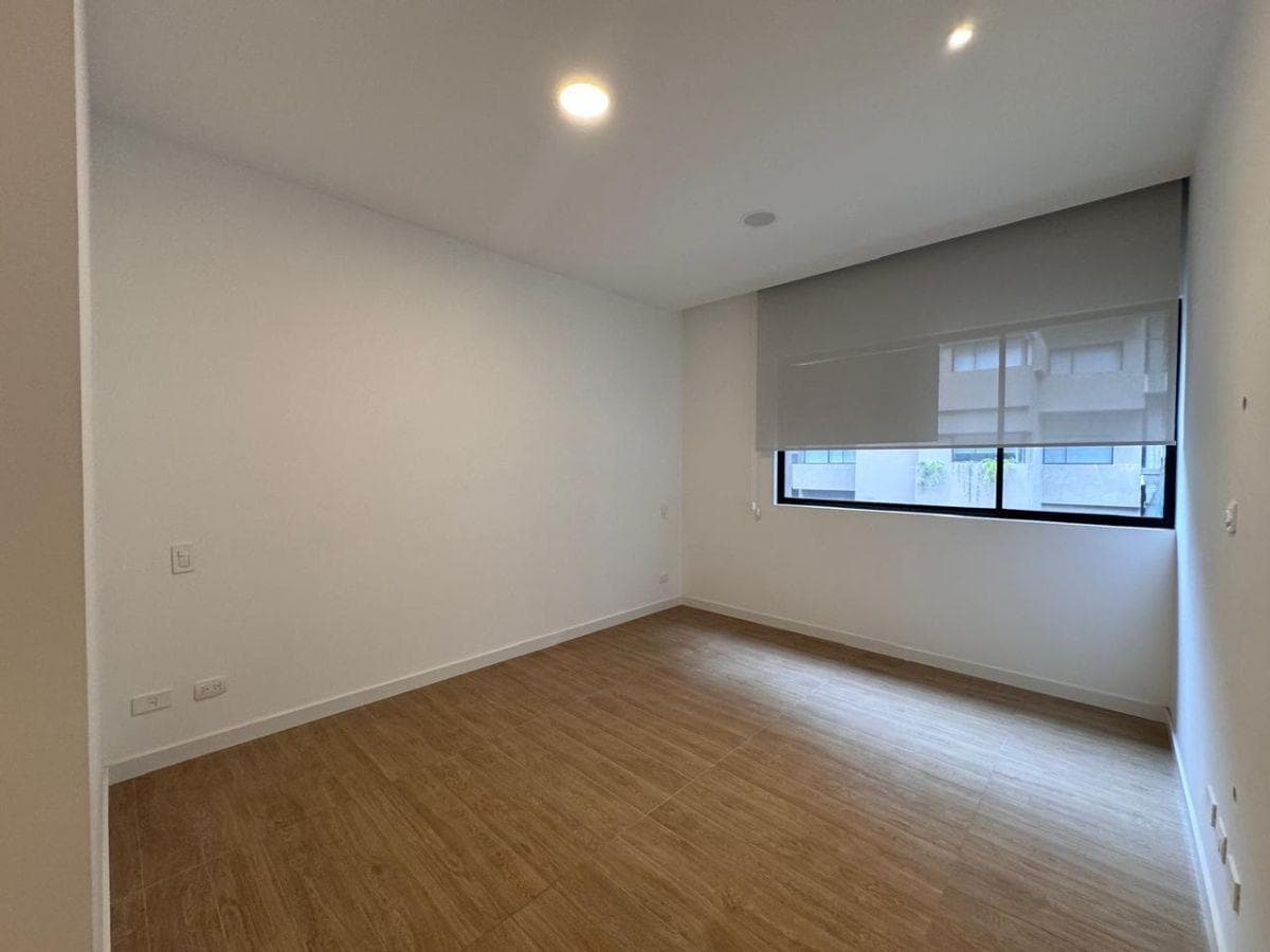 Departamento de Venta 3 Habitaciones, Aquarela, Cumbayá — imagen 3